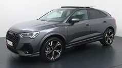 Grijs Gebruikt 2022 Audi Q3 Sportback Ambiente SUV | € 47.840 (Eerlijke prijs)