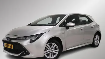 Occasion Toyota Corolla Limited 122 PK (89 kW) 2021 Zilver Hatchback