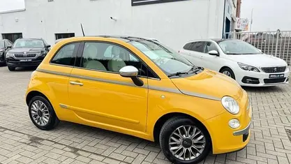 Geel Gebruikt 2015 Fiat 500 Sedan | € 4.950 (Goede deal)