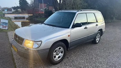 Grijs Gebruikt 1999 Subaru Forester SUV | € 2.250 (Eerlijke prijs)