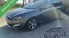 Grijs, metallic lak Gebruikt 2014 Peugeot 308 Stationwagen | € 3.299 (Super prijs)