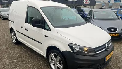 Wit Gebruikt 2016 VW Caddy Trendline MPV | € 6.999 (Eerlijke prijs)