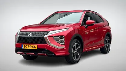 Rood Occasion 2024 Mitsubishi Eclipse Cross SUV | € 29.689 (Eerlijke prijs)