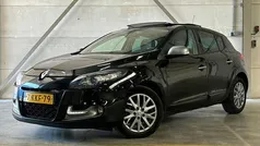 Zwart Gebruikt 2013 Renault Mégane GT Line Bose Edition Hatchback | € 3.995 (Eerlijke prijs)