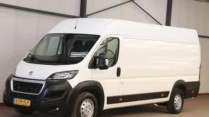 Occasion 2020 Peugeot Boxer Van | € 18.900 (Super prijs)