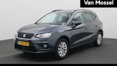Grijs Gebruikt 2021 Seat Arona Business SUV | € 17.400 (Eerlijke prijs)