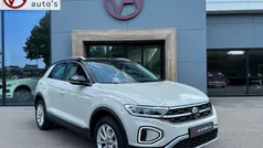Suv Gebruikt 2024 VW T-Roc Style SUV | € 34.445 (Eerlijke prijs)