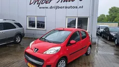 Rood Gebruikt 2011 Peugeot 107 Hatchback | € 2.150 (Super prijs)