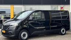 Zwart Gebruikt 2021 Renault Trafic Komfort Van | € 18.407 (Super prijs)