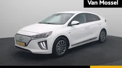 Wit Gebruikt 2020 Hyundai Ioniq Comfort Sedan | € 16.940 (Eerlijke prijs)