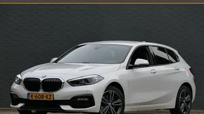 Occasion BMW 118 Executive 136 PK (100 kW) 2021 Wit (metallic) Hatchback