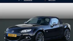 Brilliant black clear (a3f) Gebruikt 2014 Mazda MX5 Edition Cabriolet | € 17.925 (Eerlijke prijs)