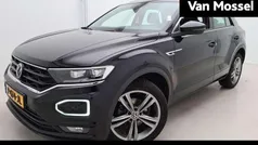 Zwart Gebruikt 2022 VW T-Roc Sportline SUV | € 28.900 (Eerlijke prijs)