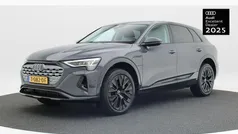 Grijs, metallic lak Gebruikt 2023 Audi Q8 e-tron Comfort SUV | € 48.850