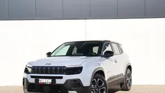 Grijs Nieuw 2025 Jeep Avenger EV Summit SUV | € 36.450 (Eerlijke prijs)