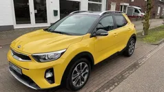 Geel Gebruikt 2019 Kia Stonic SUV | € 17.850 (Goede deal)