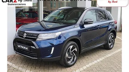 Occasion 2025 Suzuki Vitara Style SUV | € 37.379 (Eerlijke prijs)