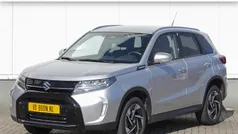 Zilver Gebruikt 2025 Suzuki Vitara Style SUV | € 29.195 (Eerlijke prijs)