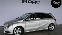 Grijs, metallic lak Gebruikt 2013 Mercedes B200 Prestige MPV | € 7.940 (Eerlijke prijs)