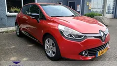 Rood, metallic lak Gebruikt 2013 Renault Clio IV Dynamique Hatchback | € 7.900 (Eerlijke prijs)