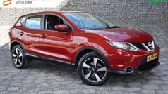 Rood Gebruikt 2015 Nissan Qashqai SUV | € 13.750 (Eerlijke prijs)