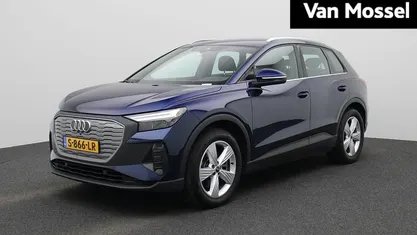 Blauw Occasion 2023 Audi Q4 e-tron Design SUV | € 35.900 (Eerlijke prijs)