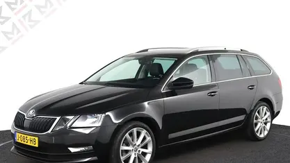 Occasion Skoda Octavia Business Line 150 PK (110 kW) 2020 Zwart Stationwagen
