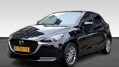 Zwart Occasion 2022 Mazda 2 Luxury Hatchback | € 18.490 (Eerlijke prijs)