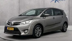 Bruin (metallic) Gebruikt 2014 Toyota Verso Business Edition MPV | € 15.700 (Eerlijke prijs)