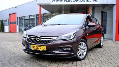 Occasion 2016 Opel Astra Edition Hatchback | € 9.250 (Goede deal)