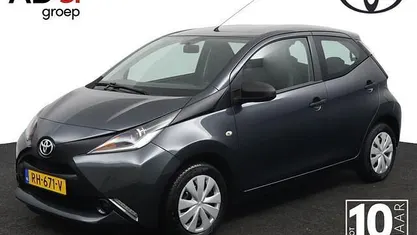 Occasion Toyota Aygo 69 PK (50 kW) 2017 Grijs Hatchback