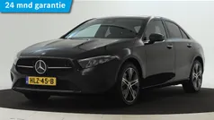 Zwart Gebruikt 2024 Mercedes A250 Night Sedan | € 36.950 (Eerlijke prijs)