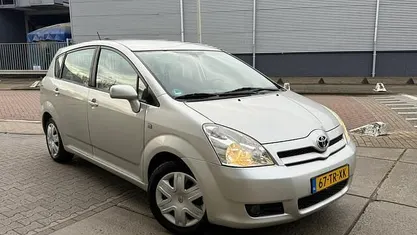 Grijs (metallic) Occasion 2007 Toyota Verso Sol MPV | € 4.650 (Eerlijke prijs)