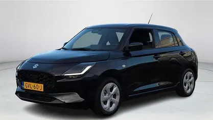 Zwart Occasion 2025 Suzuki Swift Hatchback | € 20.950 (Eerlijke prijs)