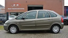 Bruin Gebruikt 2008 Citroën Xsara Picasso MPV | € 899 (Eerlijke prijs)