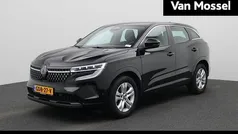 Black (tegne) Gebruikt 2024 Renault Austral Evolution SUV | € 34.940 (Eerlijke prijs)
