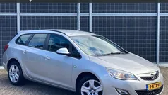 Grijs Gebruikt 2011 Opel Astra Edition Stationwagen | € 3.450 (Goede deal)
