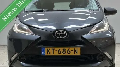 Occasion Toyota Aygo 69 PK (50 kW) 2016 Grijs Hatchback