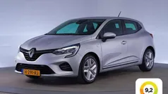 Grijs Gebruikt 2020 Renault Clio V Zen Hatchback | € 9.945 (Eerlijke prijs)