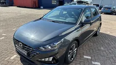 Hatchback Gebruikt 2023 Hyundai i30 Comfort Hatchback | € 20.950 (Eerlijke prijs)