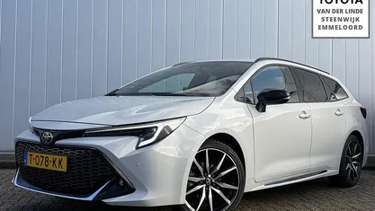 Grijs Occasion 2023 Toyota Corolla Sport Stationwagen | € 28.900 (Eerlijke prijs)