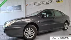 Grijs Gebruikt 2002 Citroën C5 Exclusive Hatchback | € 499 (Super prijs)