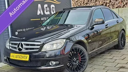 Zwart Occasion 2008 Mercedes C350 Avantgarde Sedan | € 10.995 (Eerlijke prijs)