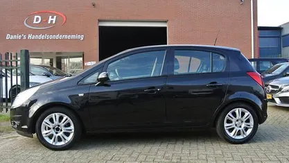 Occasion 2008 Opel Corsa Cosmo Hatchback | € 1.599 (Eerlijke prijs)