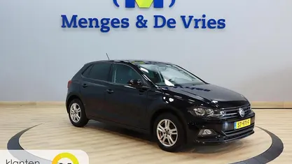 Zwart Gebruikt 2018 VW Polo Comfortline Hatchback | € 10.190 (Eerlijke prijs)