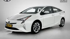 Wit Gebruikt 2017 Toyota Prius Executive Hatchback | € 19.495 (Eerlijke prijs)