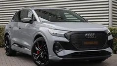 Grijs Gebruikt 2024 Audi Q4 e-tron Ambiente SUV | € 54.950 (Eerlijke prijs)