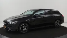 Zwart Gebruikt 2021 Mercedes E250 AMG line Stationwagen | € 26.400 (Super prijs)