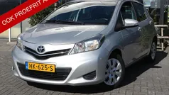 Grijs Gebruikt 2013 Toyota Yaris Hatchback | € 9.900 (Goede deal)