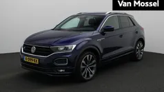 Blauw Gebruikt 2021 VW T-Roc Business SUV | € 27.900 (Eerlijke prijs)